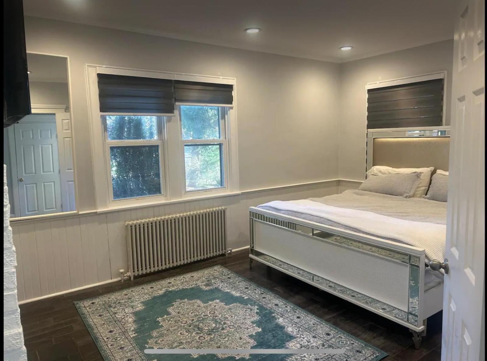 Private Suite In Huntington Station ภายนอก รูปภาพ