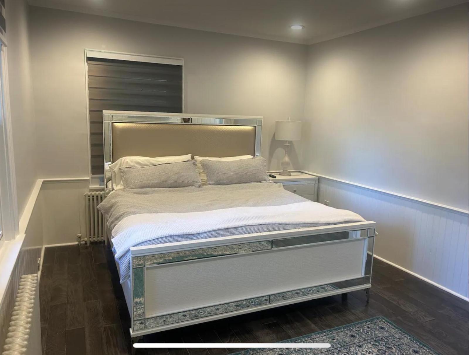 Private Suite In Huntington Station ภายนอก รูปภาพ